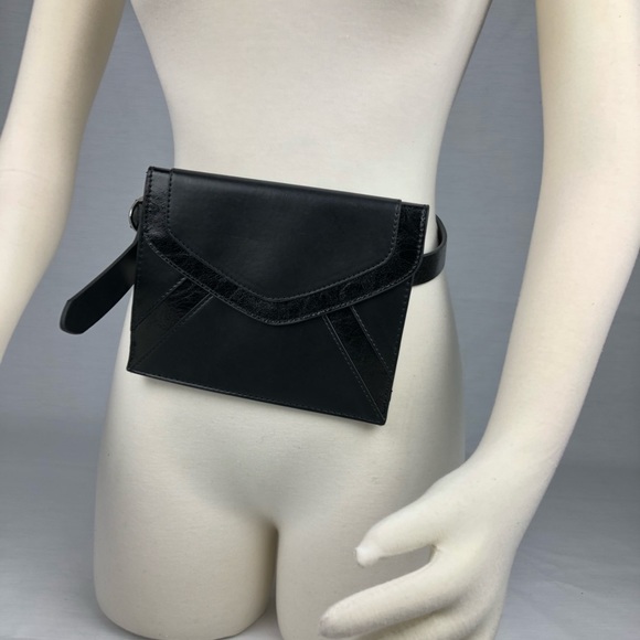 INC International Concepts - Women’s Fanny-Pack - Picture 3 of 7